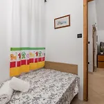 House Katunar