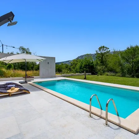 House Katunar Holiday home